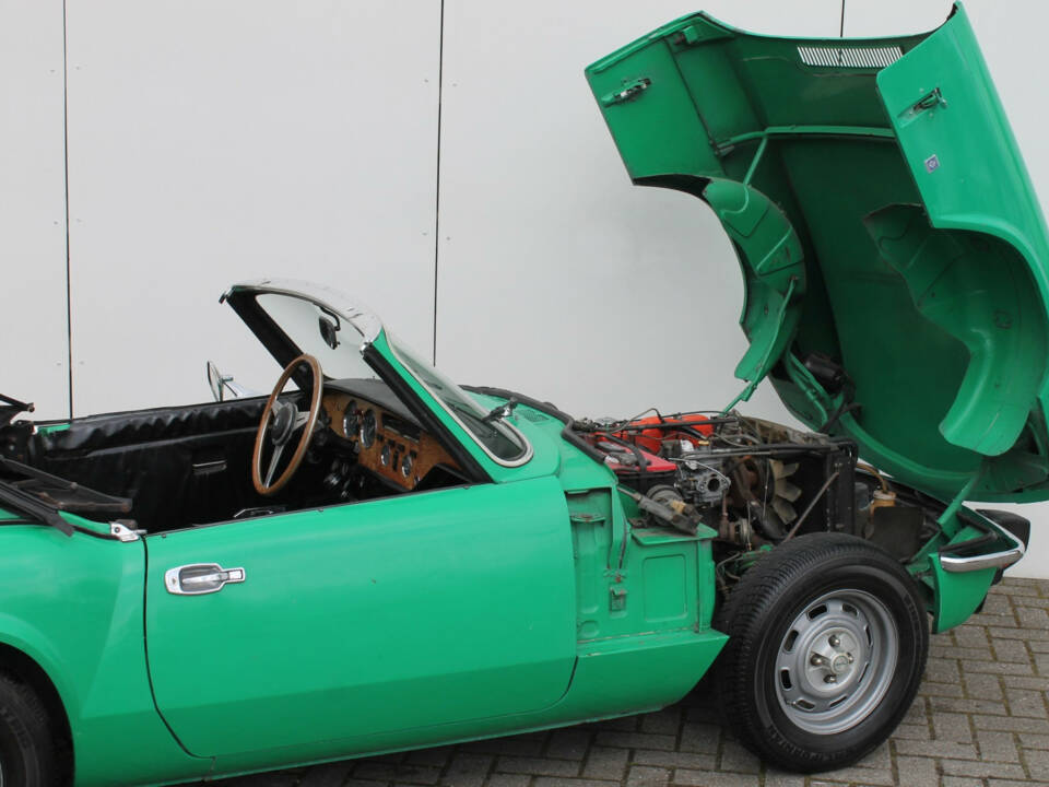 Image 36/42 of Triumph Spitfire 1500 (1976)