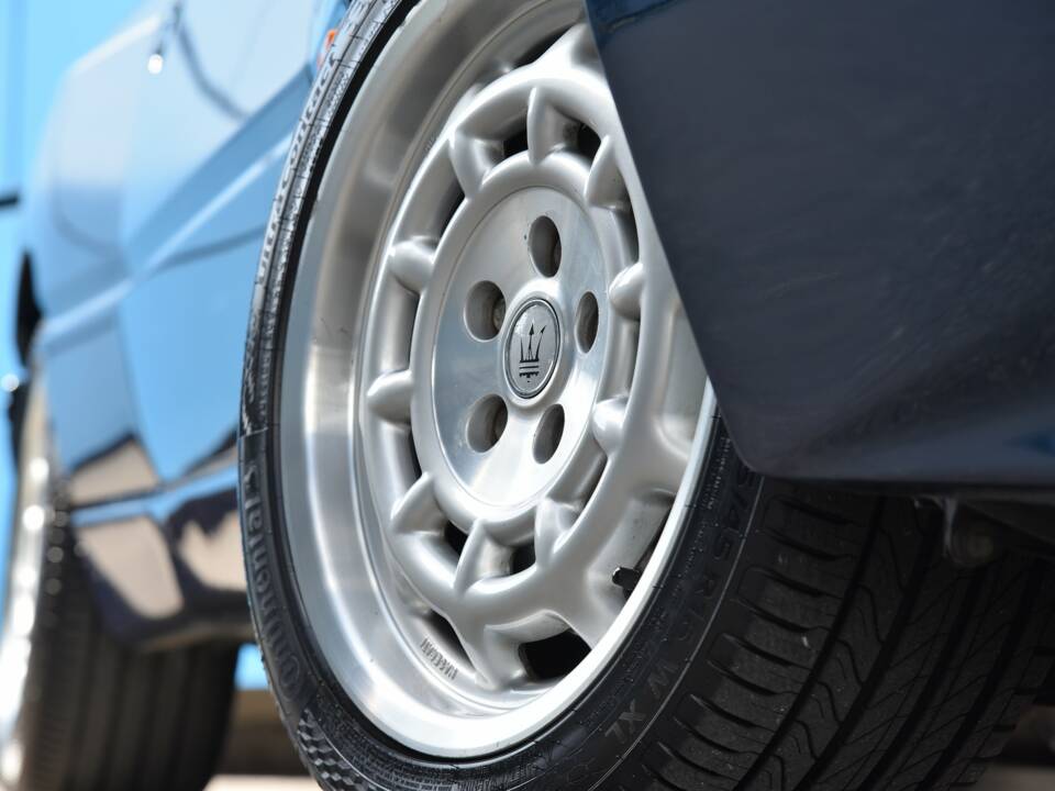 Bild 9/20 von Maserati Ghibli 2.8 (1995)