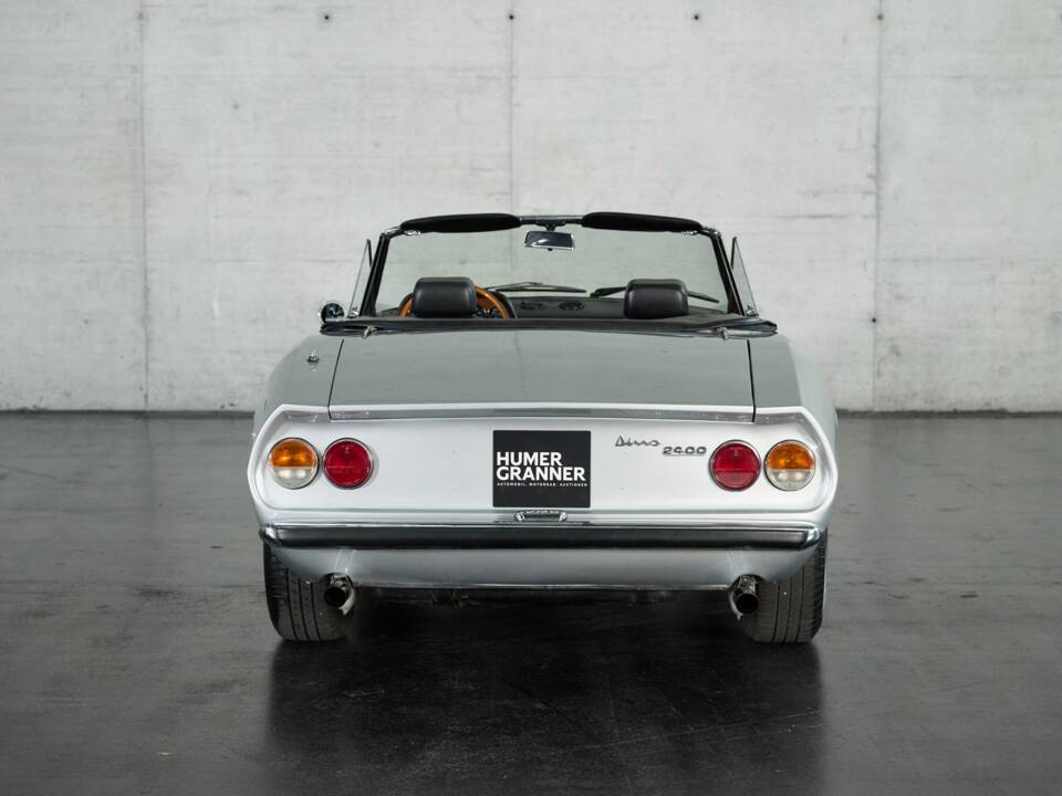 Imagen 21/50 de FIAT Dino 2400 Spider (1971)