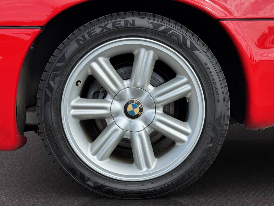 Bild 18/21 von BMW Z1 Roadster (1990)