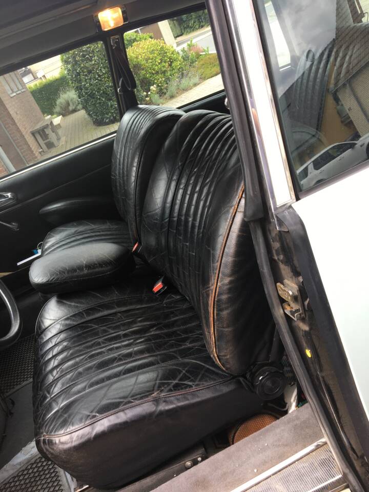 Bild 34/80 von Citroën DS 21 Pallas (1973)