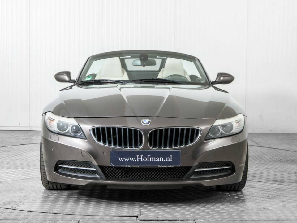 Image 14/50 of BMW Z4 sDrive23i (2009)