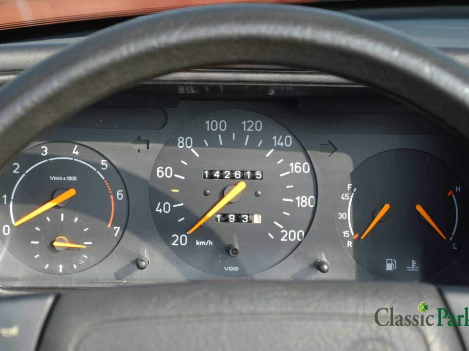 Bild 44/50 von Saab 900 2.0i 16V (1993)