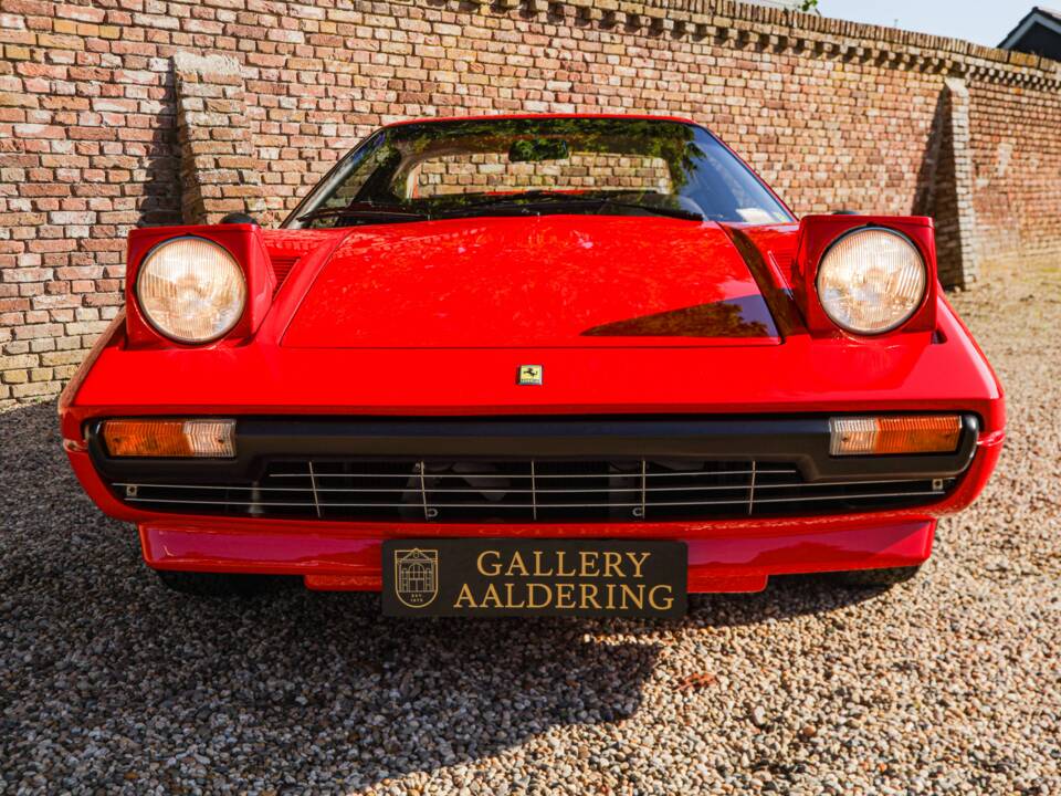 Image 42/50 de Ferrari 308 GTB (1977)