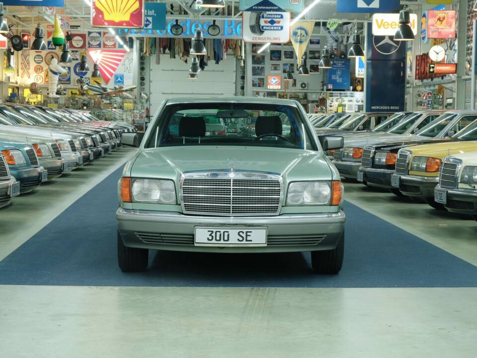 Bild 4/50 von Mercedes-Benz 300 SE (1986)