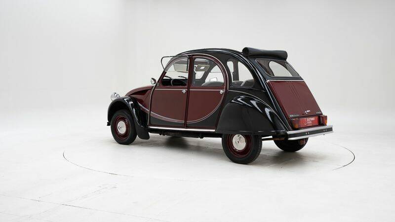 Immagine 4/15 di Citroën 2 CV 6 Charleston (1983)