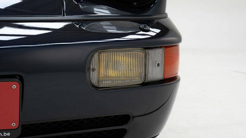 Afbeelding 14/15 van Porsche 911 Carrera 4 (1991)