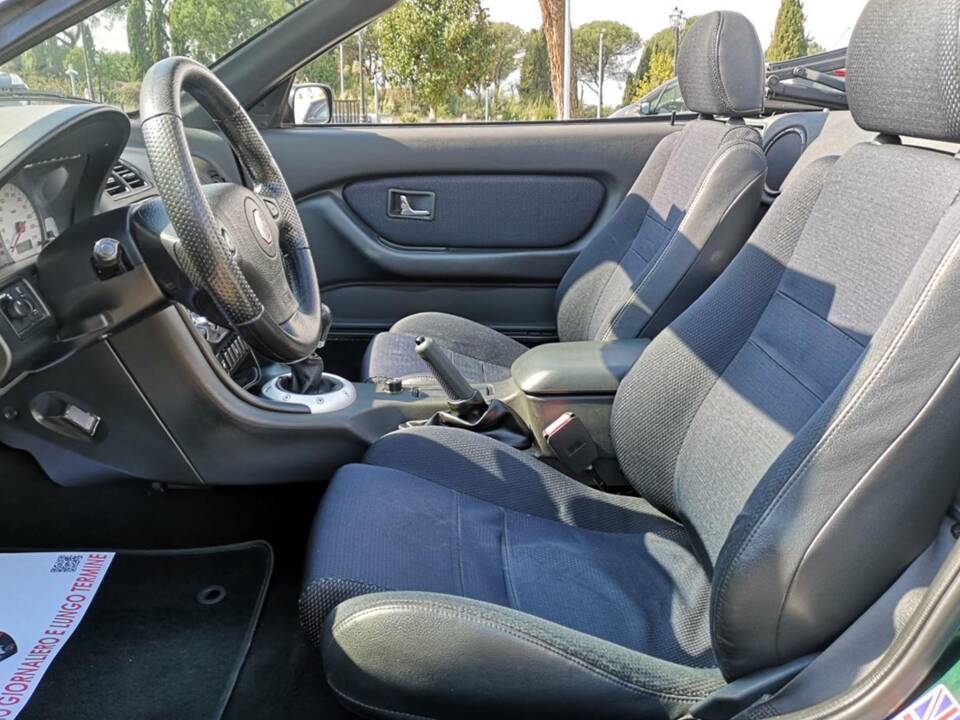 Bild 19/42 von MG TF 115 (2002)