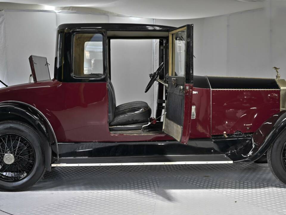 Image 17/50 of Rolls-Royce 20 HP Doctors Coupe (1927)