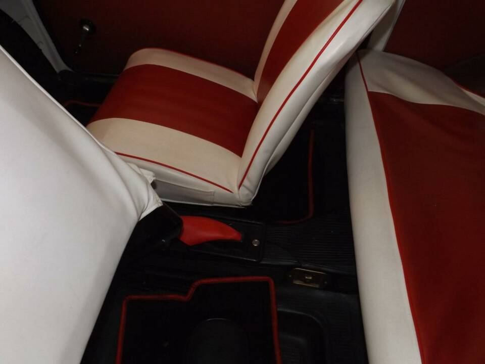 Immagine 42/50 di Autobianchi Bianchina Panoramica (1967)