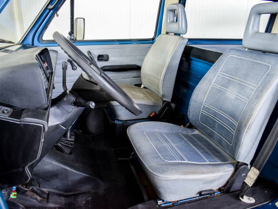 Bild 17/43 von Volkswagen T3 Transporter TD 1.6 (1987)