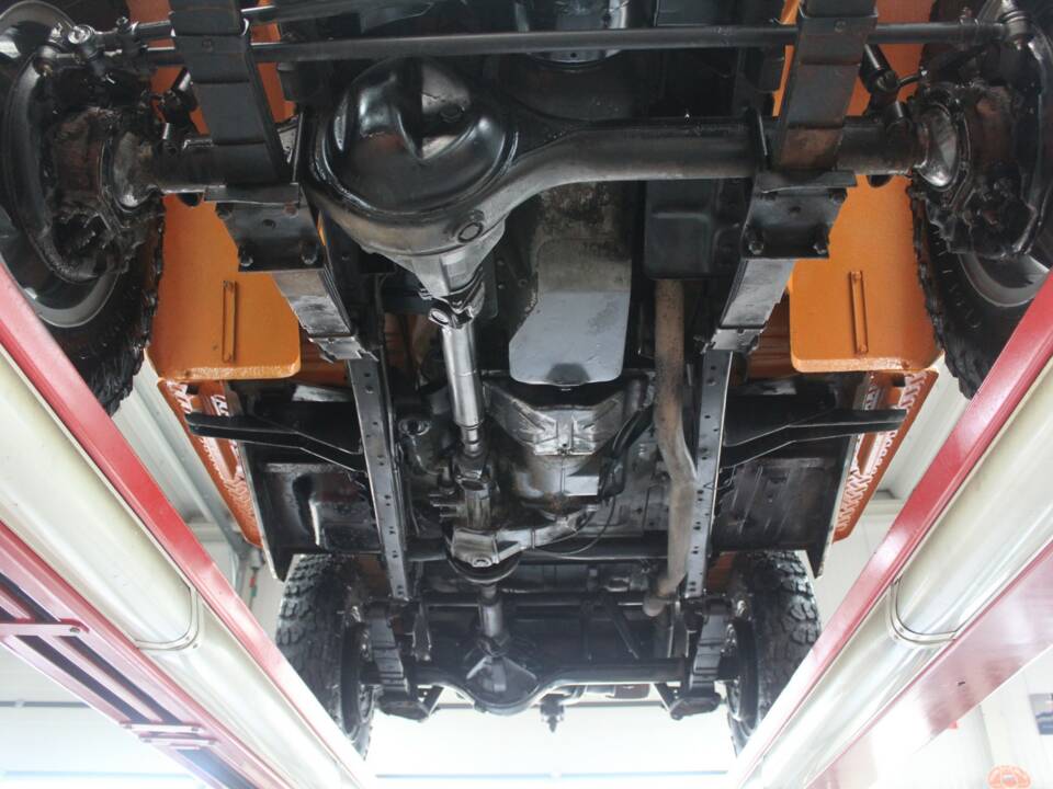 Image 10/50 of Toyota Land Cruiser FJ 40 (1980)