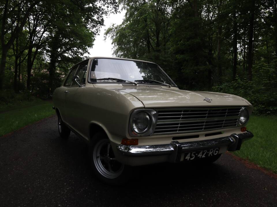 Bild 20/55 von Opel Kadett 1,1 S (1971)