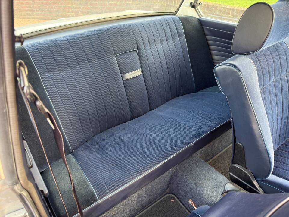 Image 7/22 de BMW 2002 (1975)