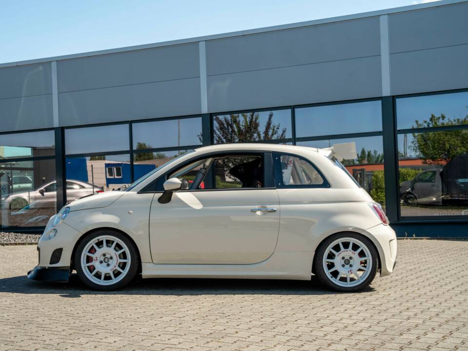 Bild 3/31 von Abarth 695 Assetto Corse Evoluzione (2013)