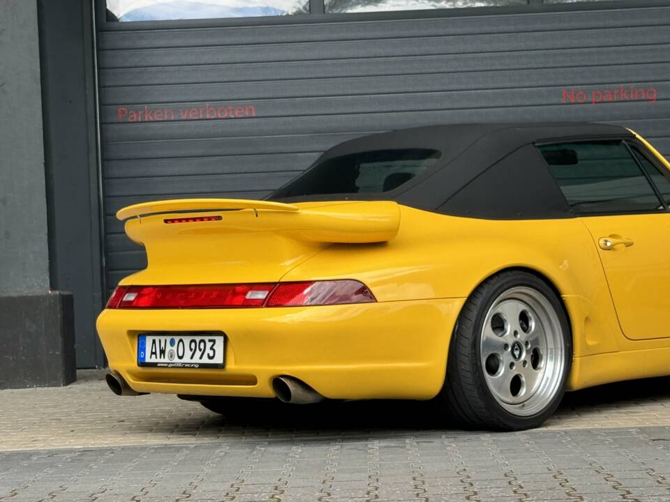 Imagen 22/31 de Porsche 911 Carrera (1994)