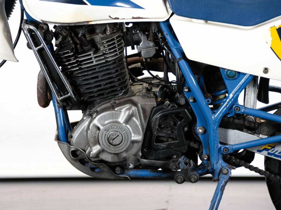 Image 27/50 of Suzuki DR 600 S (1986)