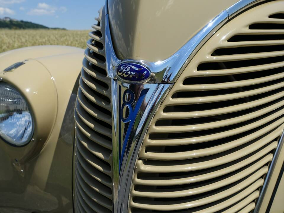 Immagine 10/44 di Ford V8 (1938)