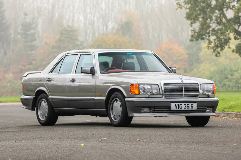 Image 1/50 of Mercedes-Benz 300 SE (1990)