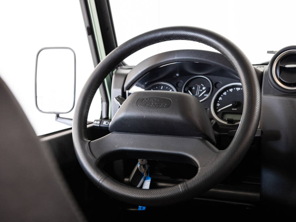 Image 9/36 of Land Rover Defender (2016)