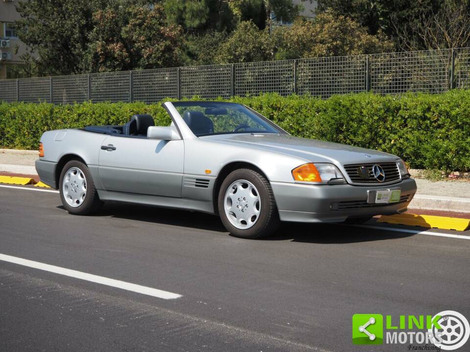 Image 16/50 de Mercedes-Benz 300 SL-24 (1992)