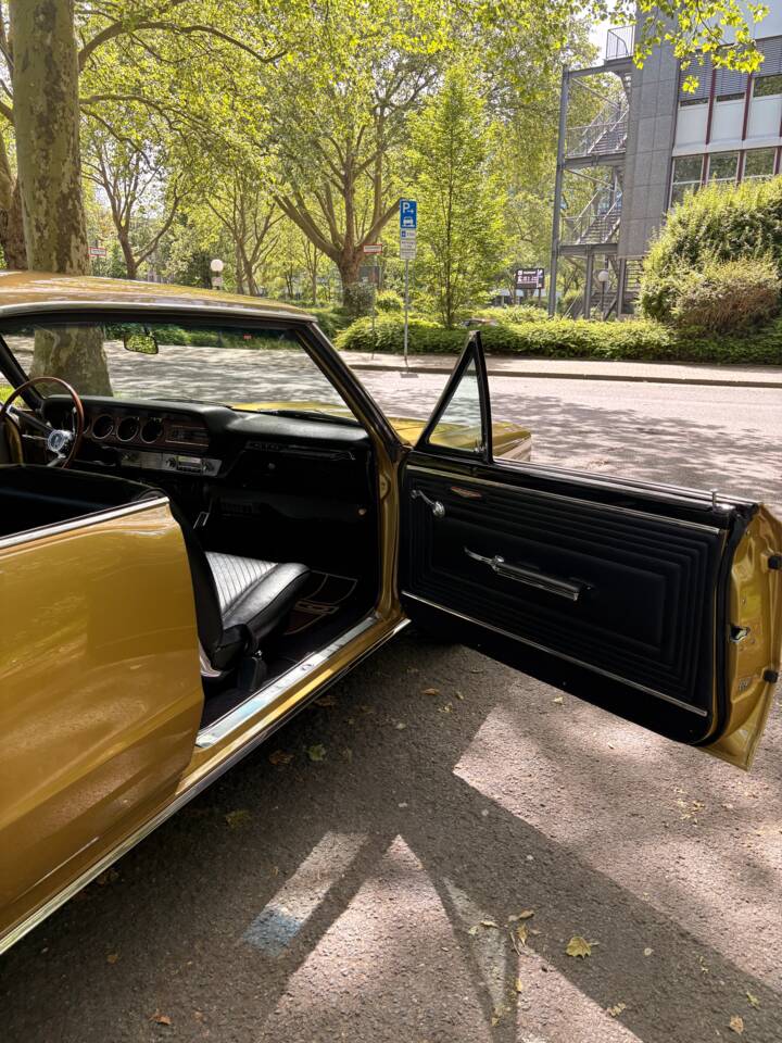 Obraz 26/33 pojazdu Pontiac GTO Tri-Power (1965)