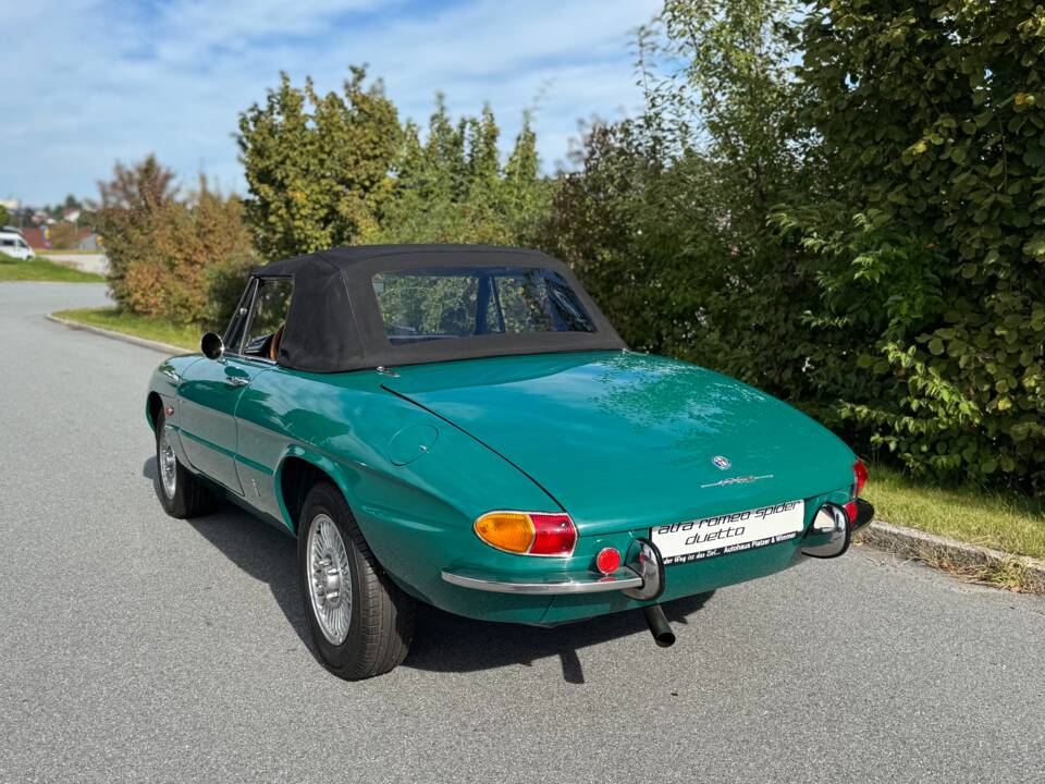 Immagine 24/33 di Alfa Romeo 1600 Duetto (1968)
