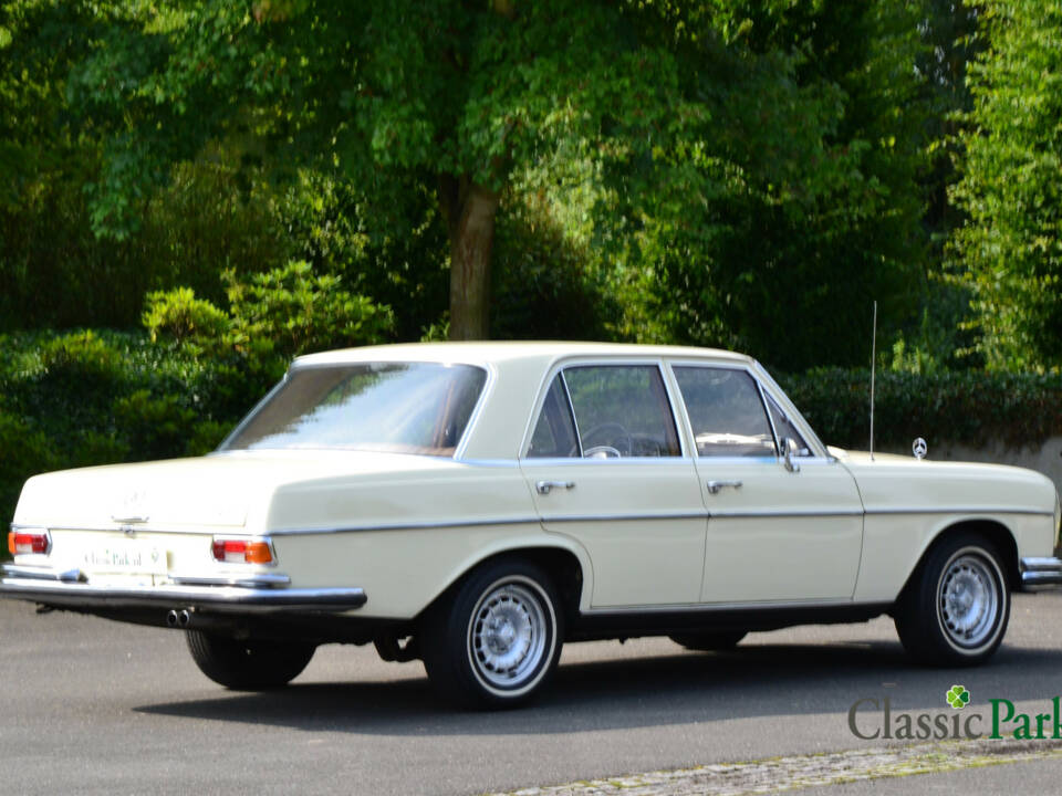 Afbeelding 5/49 van Mercedes-Benz 280 SE 3,5 (1972)