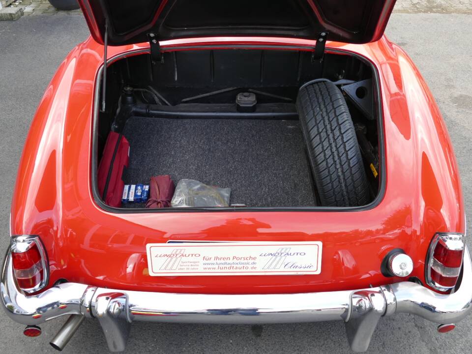 Image 10/23 of Mercedes-Benz 190 SL (1958)