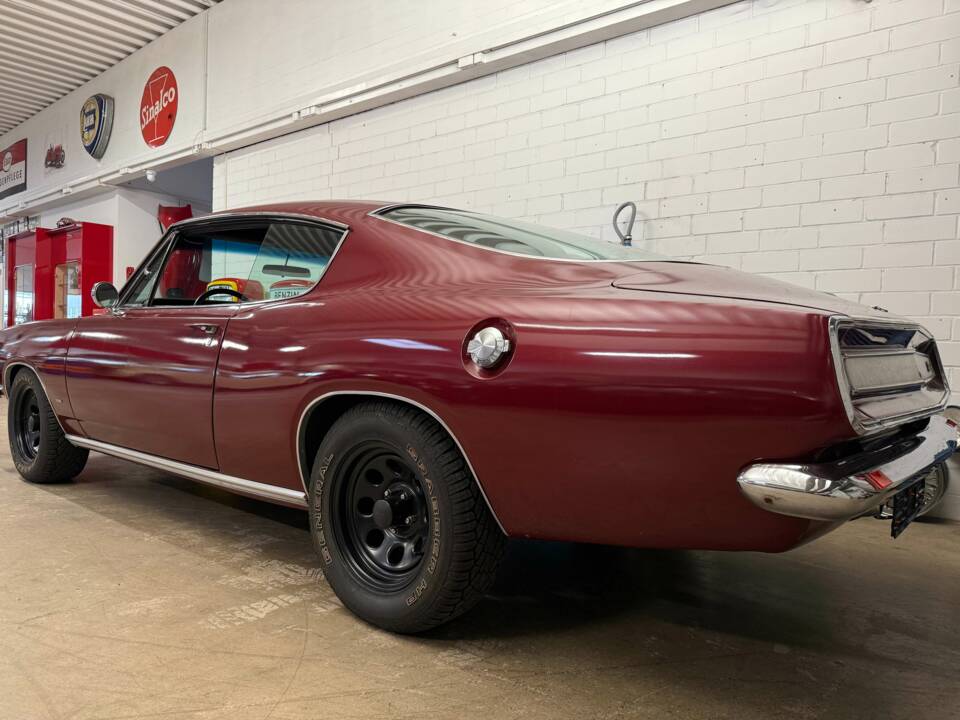 Image 15/18 de Plymouth Barracuda Fastback (1967)