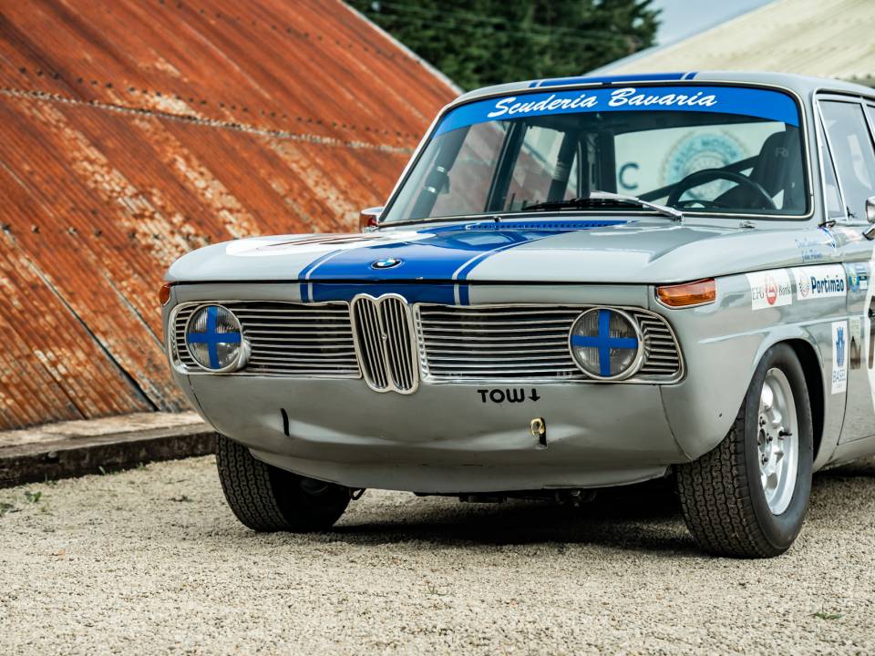 Image 10/43 de BMW 1800 TI (1965)