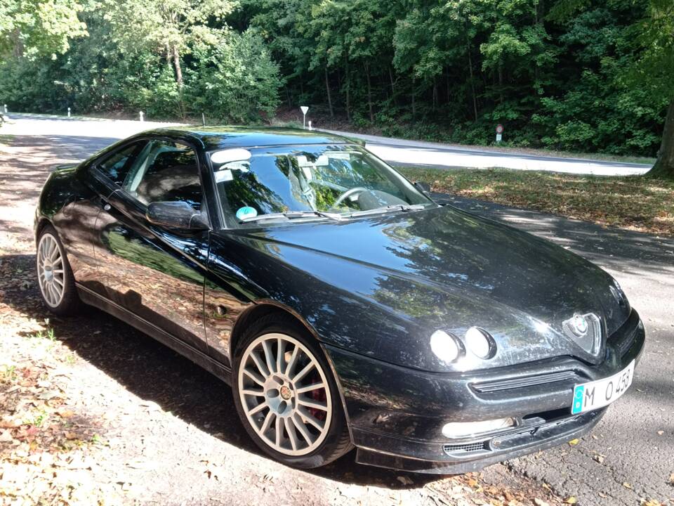 Image 37/50 of Alfa Romeo GTV 3.0 V6 24V (1999)