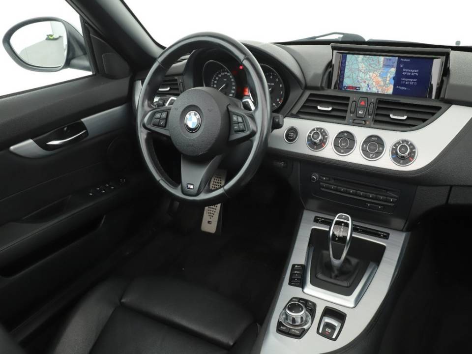 Image 7/29 of BMW Z4 sDrive28i (2016)