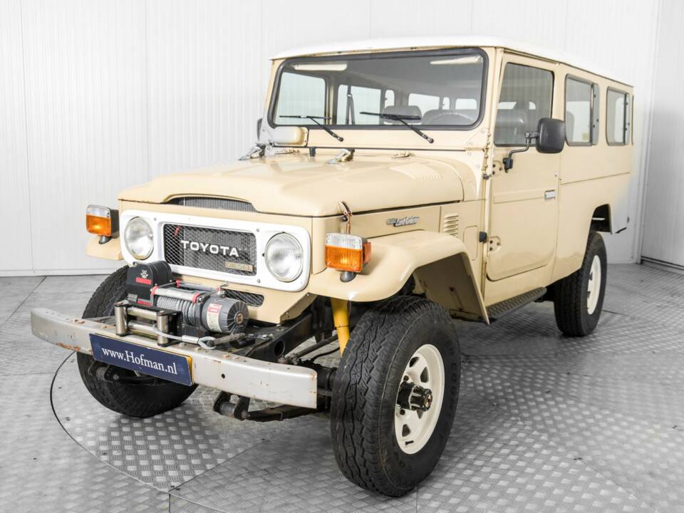 Bild 18/50 von Toyota Landcruiser BJ 45 (1982)