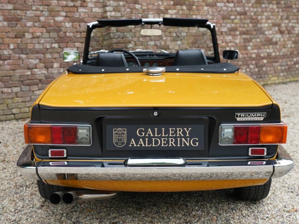 Image 41/50 of Triumph TR 6 (1971)
