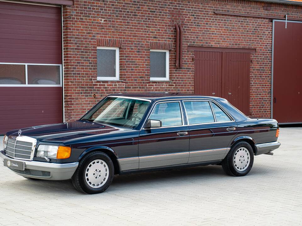 Image 11/72 de Mercedes-Benz 500 SEL (1984)