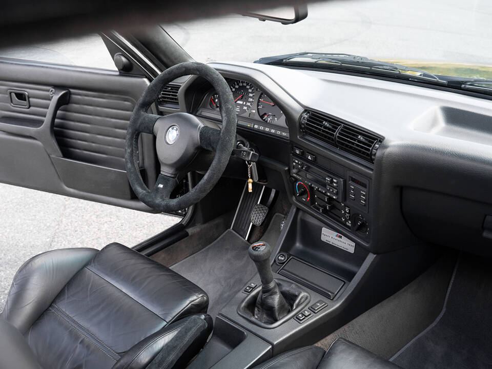 Image 67/91 de BMW M3 Sport Evo (1990)