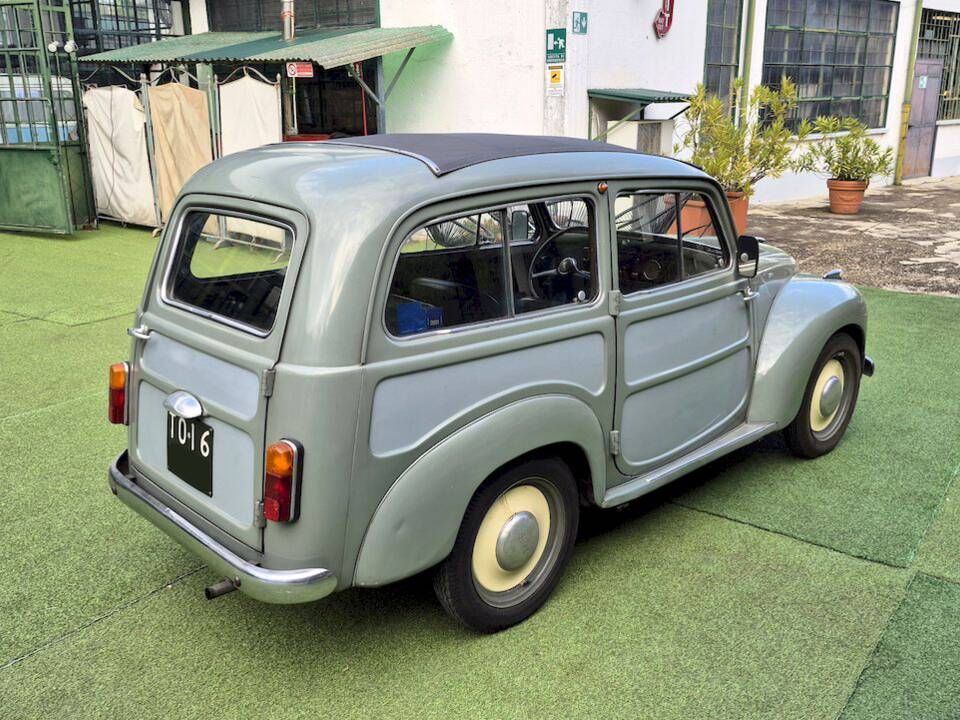 Image 21/60 of FIAT 500 C Belvedere (1954)