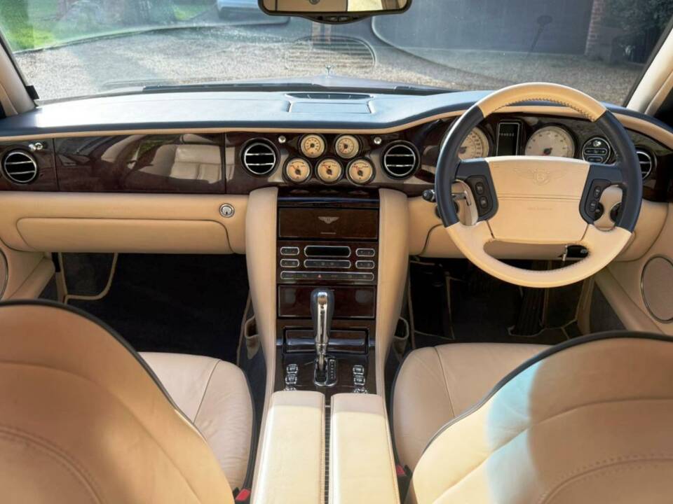 Immagine 7/7 di Bentley Arnage R (2005)