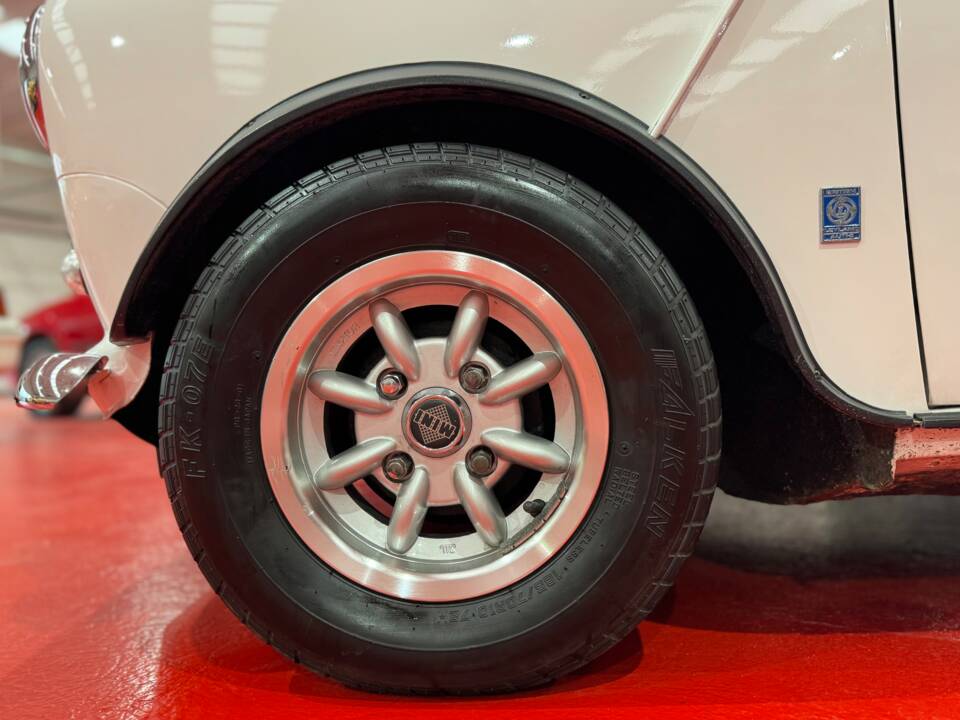 Imagen 14/47 de Mini 850 (1971)