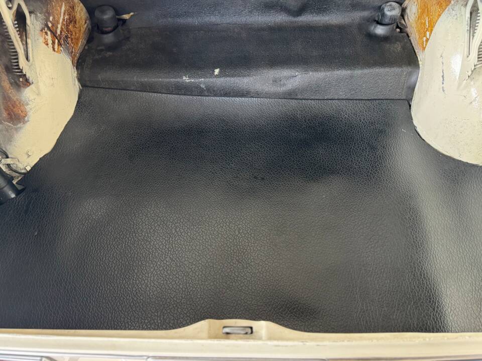 Image 14/47 of Alfa Romeo Giulia 1600 TI (1963)