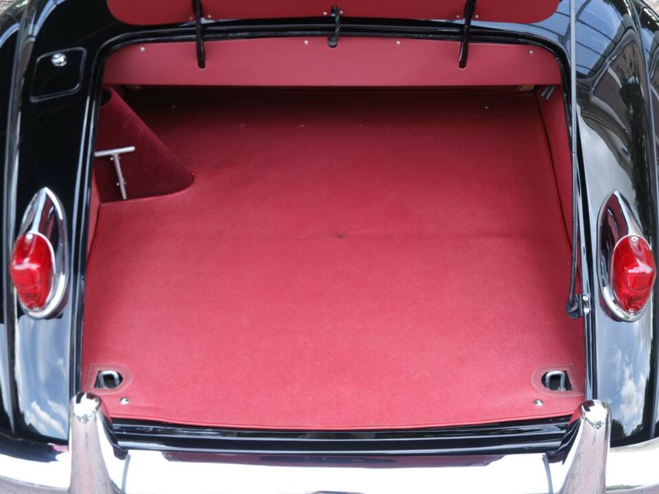 Image 40/50 of Jaguar XK 150 3.4 S OTS (1958)