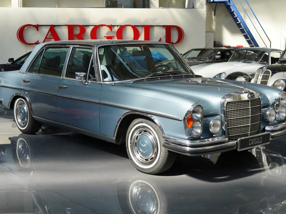 Bild 9/50 von Mercedes-Benz 300 SEL 6.3 (1972)
