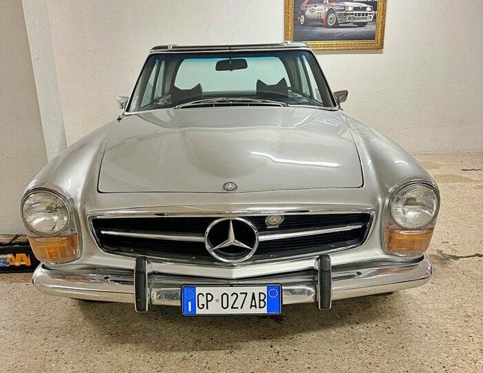 Image 3/7 of Mercedes-Benz 280 SL (1968)