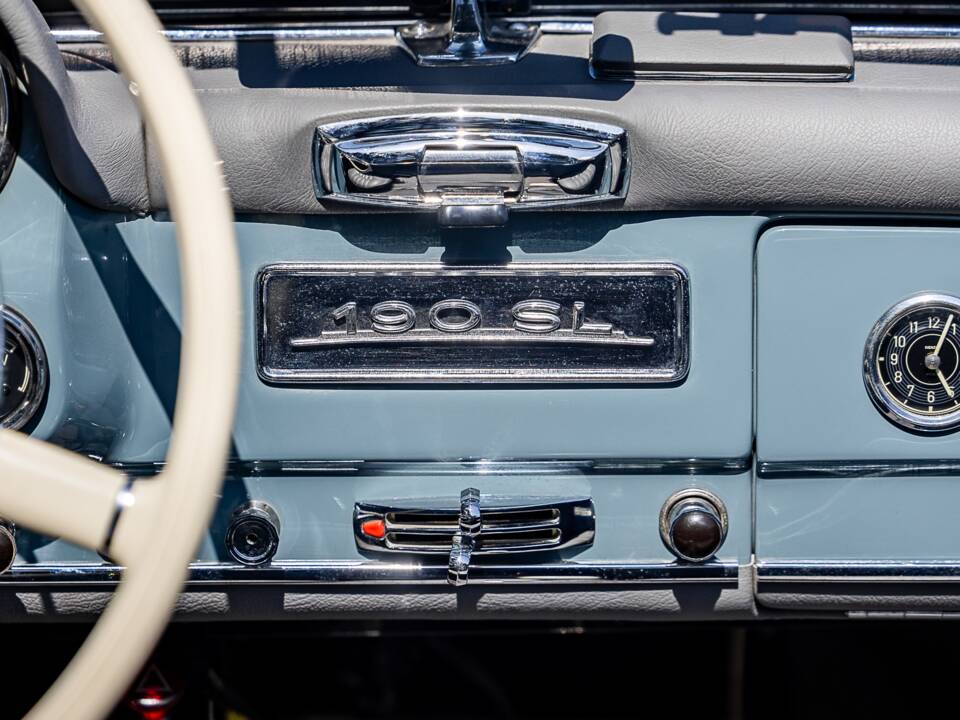 Afbeelding 41/50 van Mercedes-Benz 190 SL (1956)
