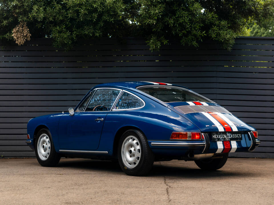 Image 2/42 of Porsche 912 (1967)