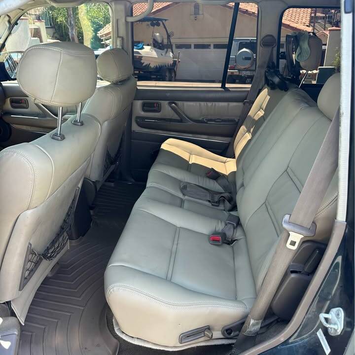 Image 28/41 of Toyota Land Cruiser J80 (1995)