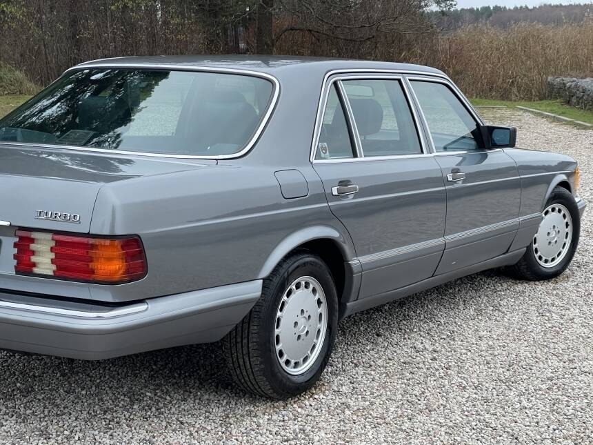 Bild 10/60 von Mercedes-Benz 300 SDL (1987)