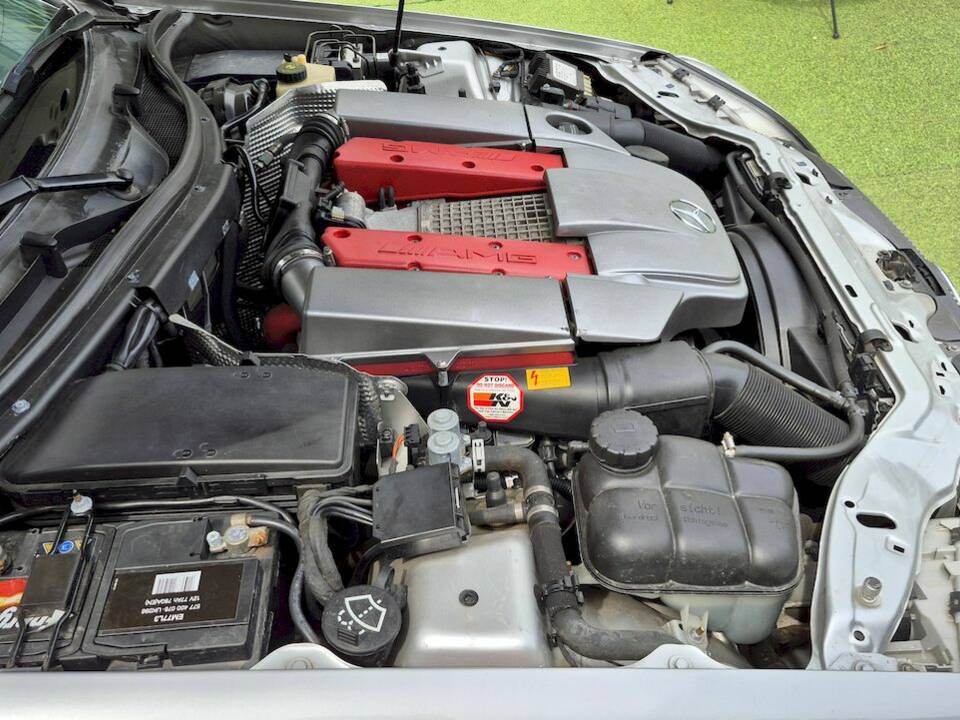 Afbeelding 50/63 van Mercedes-Benz SLK 32 AMG (2001)