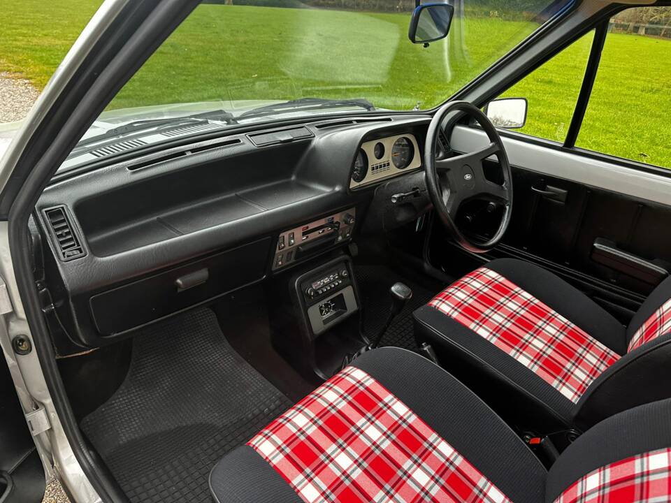 Bild 50/70 von Ford Fiesta 1.3 Supersport (1980)